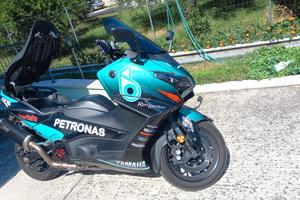 scooter Tmax 560 