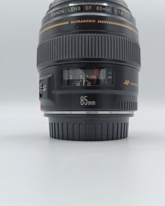 CANON EF 85/1.8 USM
