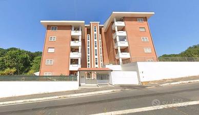 Box a Roma, viale Luigi Moretti 27