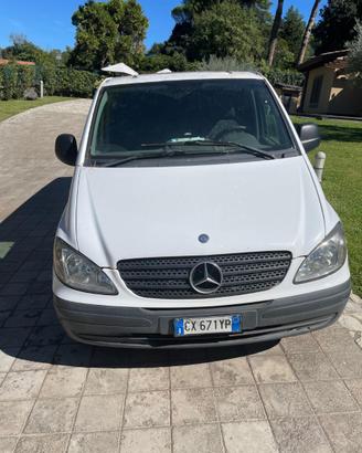 MERCEDES Vito