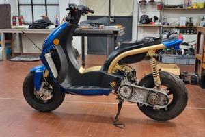 Smembro scooter Peugeot Ludix Blaster 50 cc