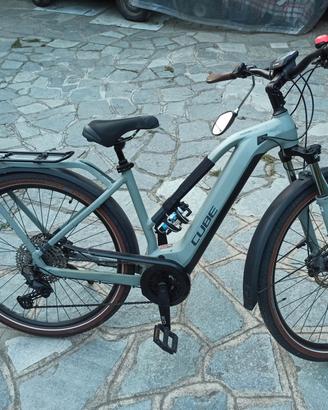 ebike cube touring 625 pro