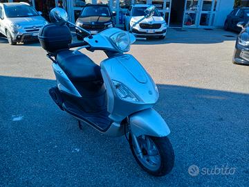 Piaggio Fly 50
