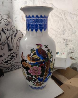 vaso di artigianato cinese