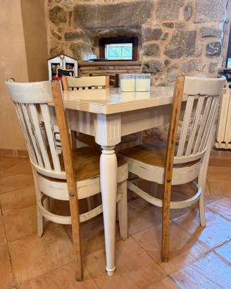 Tavolo provenzale shabby