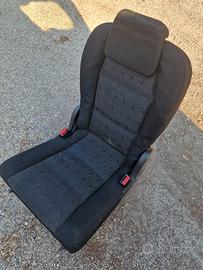  settimo sedile peugeot 307