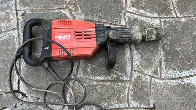 HILTI - Demolitore TE 905-AVR 230V TPS