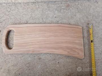 tagliere in legno di ulivo 