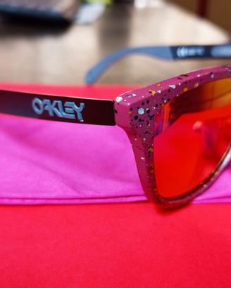 Occhiali da sole Oakley Frogskins 9428-1055 Polari