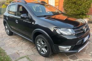 DACIA SANDERO STEPWAY 1.5 DCI 90 CV ANNO 2015