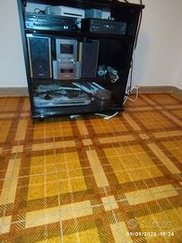 vetrinetta e mobile stereo