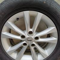 4 Cerchi in Lega Nissan 16”