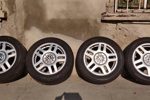 Cerchi in lega + Pneumatici invernali 205/55 R16