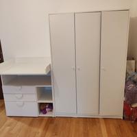 Fasciatoio e armadio 