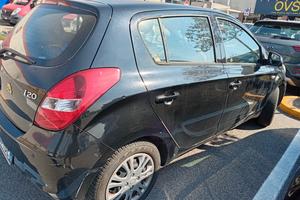 auto neopatentati 
