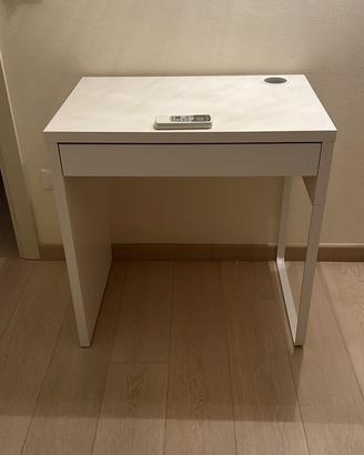 Scrivania ikea
