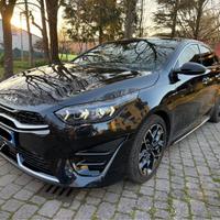 Kia ProCeed 1.5 T-GDI MHEV GT Line + SR 160cv dct