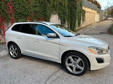 Volvo xc 60 AWD 2.4 motore 163cv
