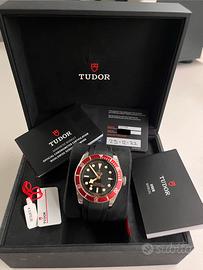 Tudor Black Bay 79230r 41mm e ancora in garanzia