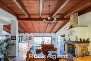 VILLA UNIFAMILIARE DI RECENTE COSTRUZIONE PARI AL