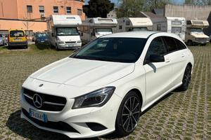 Mercedes Benz CLA 220 2015