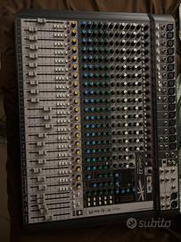 Soundcraft signature 22