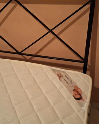 Letto 1 piazza e mezzo a doghe regolabili