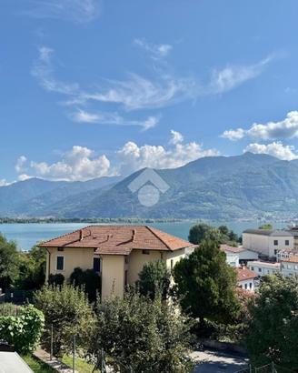 MONOLOCALE A LOVERE