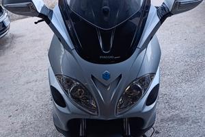 Piaggio X9 Evolution 