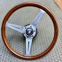 Volante Nardi con mozzo