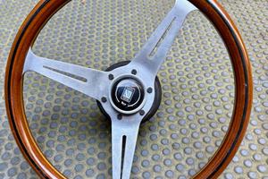 Volante Nardi con mozzo