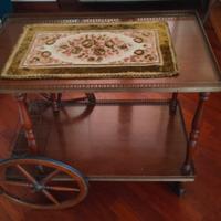 Carrello da portata antico 