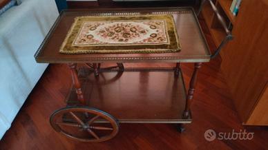 Carrello da portata antico 