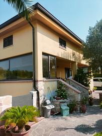 Villa indipendente a Simeri Mare