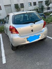 Toyota yaris 1.3 5p dual