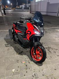 aprilia sr gt 125