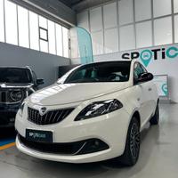 Lancia Ypsilon 1.0 FireFly 5 porte S&S Hybrid Plat