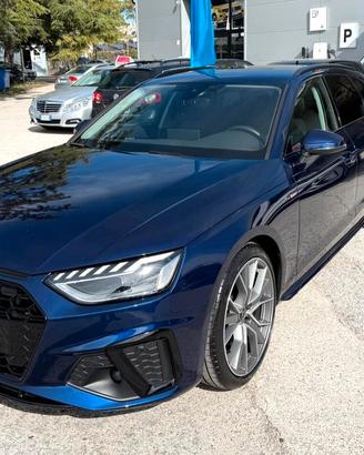 Audi A4 Avant 35 TDI/163 CV S tronic line edition