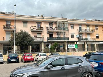 Cagliari, Bilocale-mansarda Genneruxi-arredato
