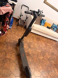 Monopattino segway ninebot kickscooter e25a
