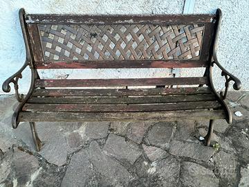 Panchina da giardino in ghisa e legno da restsuro
