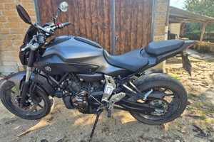 Yamaha mt07