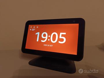 Echo Show 5 + Supporto Regolabile - Come NUOVO!