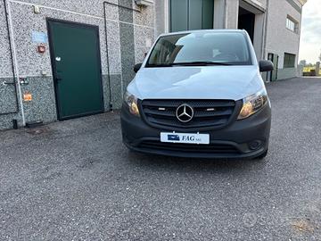 Mercedes Benz Vito 9 posti 114 cambio automatico