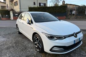 Volkswagen golf 8 2.0 Tdi 150cv dsg