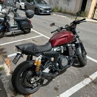 Yamaha Xjr 1300 Sp del 2000 Cafe racer