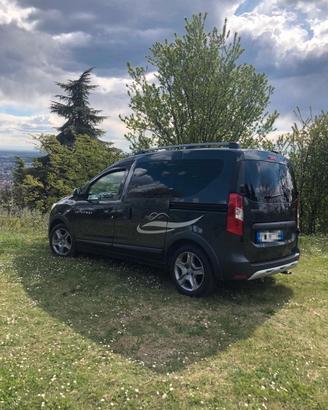  Dacia Dokker camperizzata