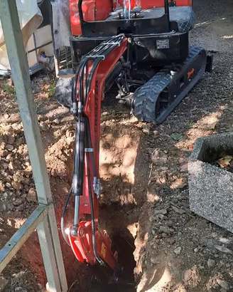 miniescavatore con brandeggio