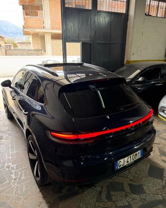 Porsche Macan 2.0 245 CV PASM TETTO 21 PELLE TAGLI