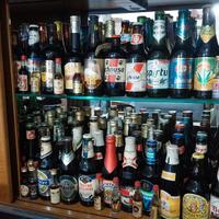 circa140 bottiglie di birra da 33 cl tutte diverse